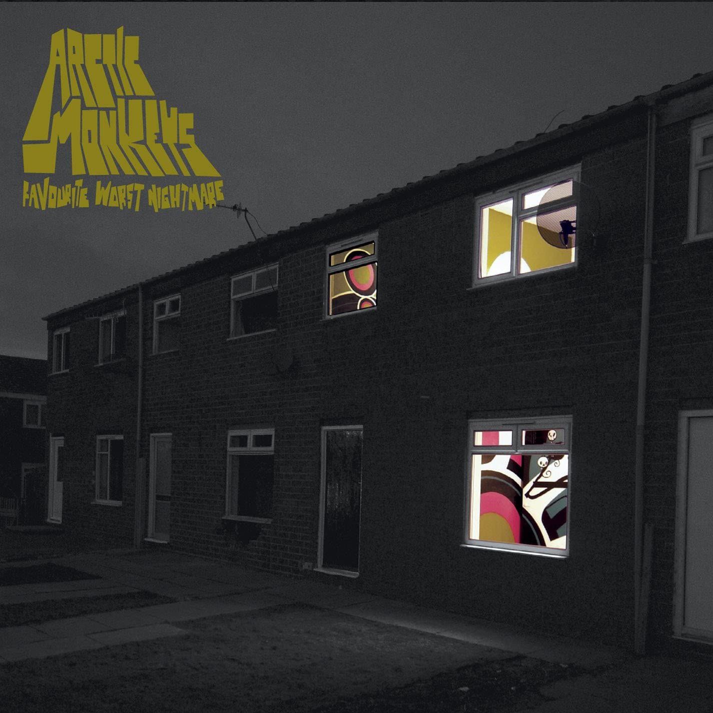 capa Arctic Monkeys – Favourite Worst Nightmare - Imagem 1